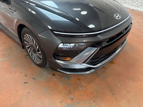 Certified 2024 Hyundai Sonata Limited image 9