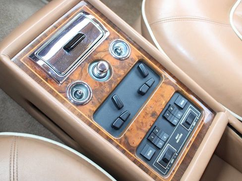 Used 1991 Rolls-Royce Silver Spur II image 30