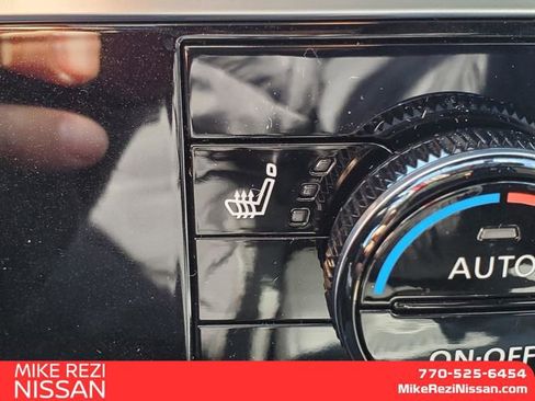 New 2025 Nissan Pathfinder SV image 17