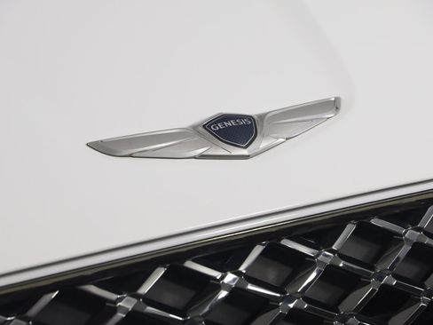 Used 2022 Genesis GV70 3.5T Sport w/ Sport Advanced Package image 18