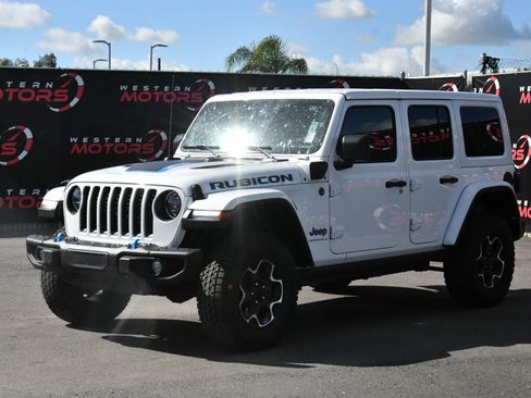 Used 2023 Jeep Wrangler Unlimited Rubicon 4xe w/ Steel Bumper Group image 3