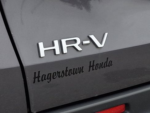 Used 2023 Honda HR-V LX image 31