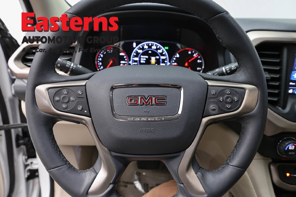 Used 2023 GMC Acadia Denali AWD/4WD image 11