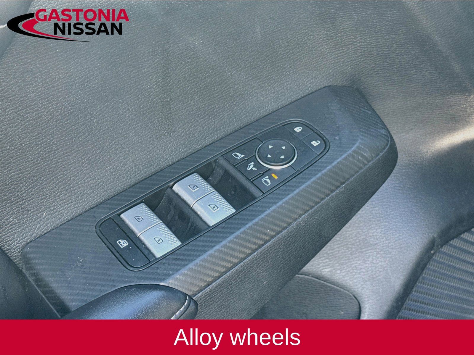 Used 2024 Mitsubishi Outlander SE AWD/4WD image 23