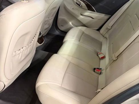 Used 2014 Buick LaCrosse Leather image 3