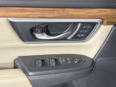 Used 2019 Honda CR-V EX-L image 17