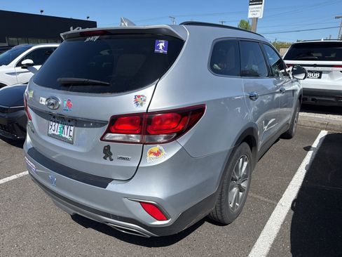 Used 2019 Hyundai Santa Fe XL SE AWD/4WD image 4