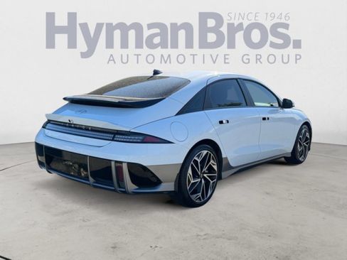 Used 2024 Hyundai Ioniq 6 SEL RWD image 3