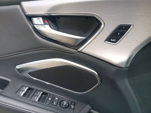 Used 2019 Acura RDX AWD image 16