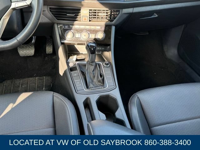 Used 2024 Volkswagen Jetta SE FWD image 15