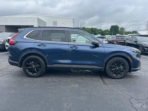 Used 2025 Honda CR-V Sport image 9