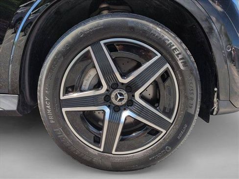 Used 2024 Mercedes-Benz GLC 300 image 23