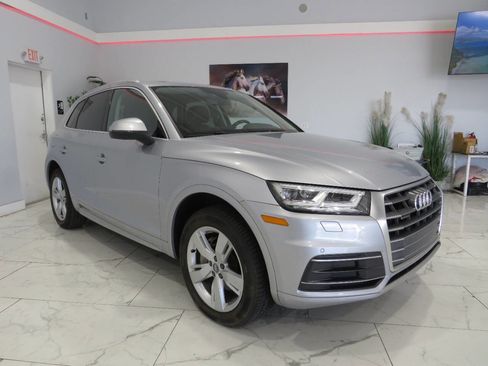Used 2018 Audi Q5 2.0T Premium Plus w/ Premium Plus Package AWD/4WD image 1