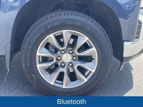 Used 2022 Chevrolet Silverado 1500 LT AWD/4WD image 10