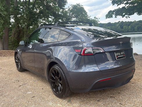 Used 2020 Tesla Model Y Long Range AWD/4WD image 8