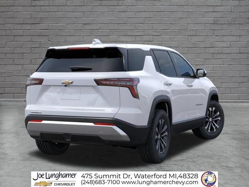 New 2027 Chevrolet Equinox LT w/ Convenience Package II FWD image 4