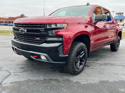 Used 2020 Chevrolet Silverado 1500 LT Trail Boss w/ Convenience Package image 3