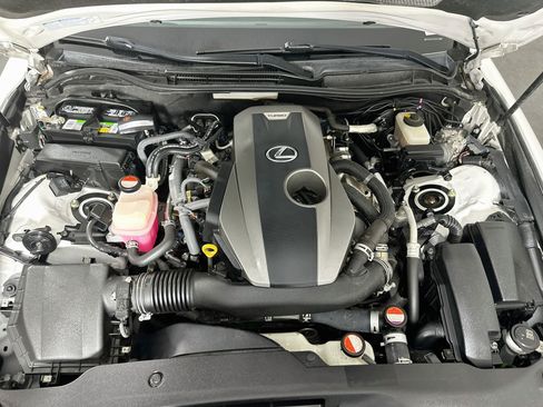 Used 2016 Lexus IS 200t w/ Navigation System Package RWD image 34