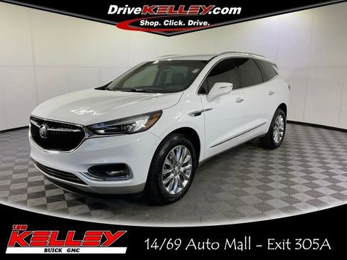 Used 2020 Buick Enclave Essence w/ Sound and Sites Package FWD image 1