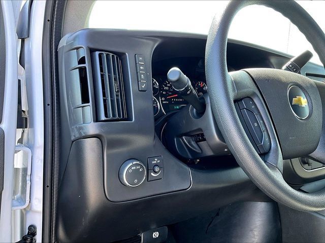 New 2026 Chevrolet Express 2500 w/ Driver Convenience Package RWD image 28
