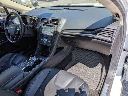 Used 2019 Ford Fusion Titanium FWD image 24