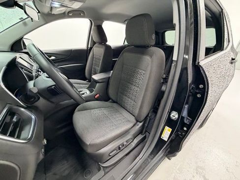 Certified 2024 Chevrolet Equinox LT w/ LPO, Floor Liner Package FWD image 9