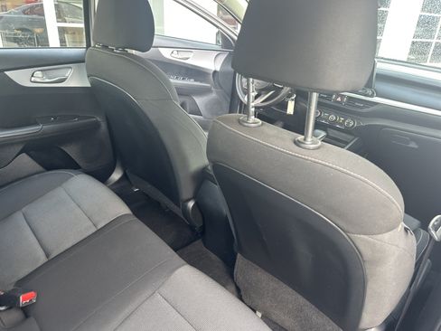 Used 2024 Kia Forte LXS w/ LXS Technology Package FWD image 25