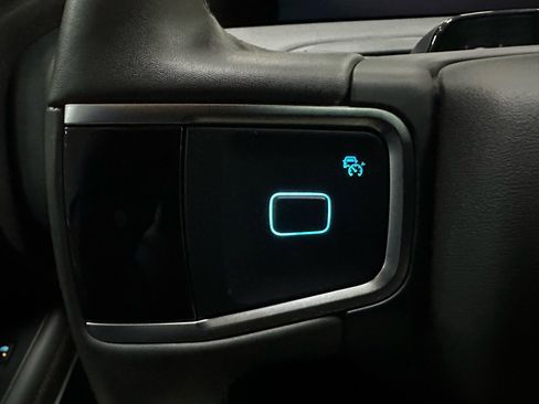 Certified 2025 Ford Expedition Active image 42