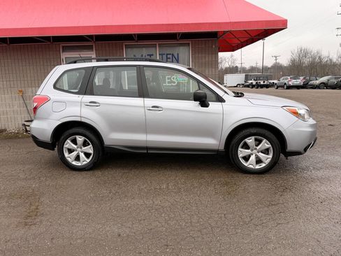 Used 2015 Subaru Forester 2.5i w/ Alloy Wheel Package image 3