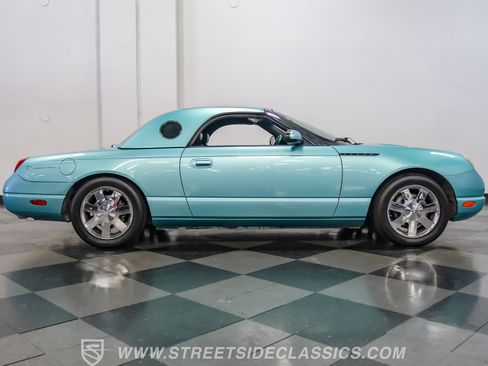 Used 2002 Ford Thunderbird image 15
