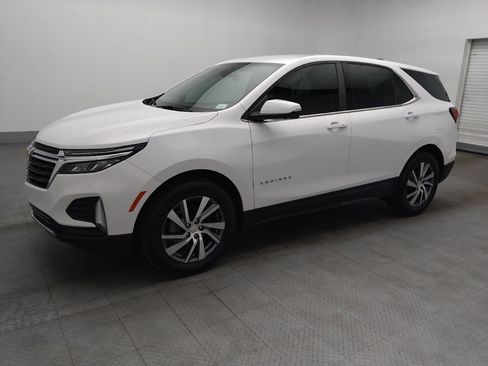 Used 2024 Chevrolet Equinox LT FWD image 2
