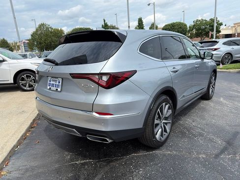Certified 2026 Acura MDX w/ Technology Package FWD image 5