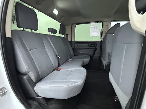 Used 2015 RAM 3500 Tradesman w/ Chrome Appearance Group AWD/4WD image 18