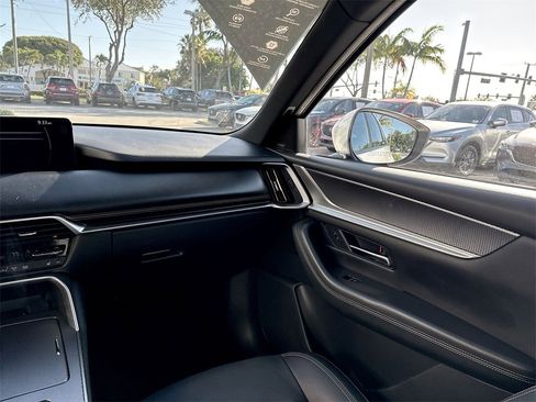 Used 2024 MAZDA CX-90 3.3 Turbo S w/ Premium Package image 16