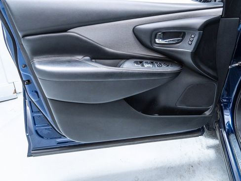 Used 2020 Nissan Murano SL w/ Moonroof Package image 21