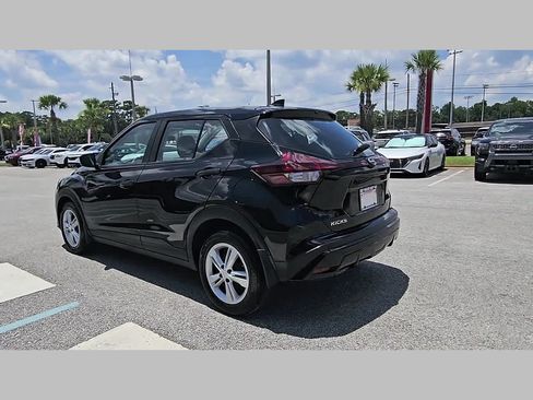 Used 2025 Nissan Kicks Play S FWD image 28