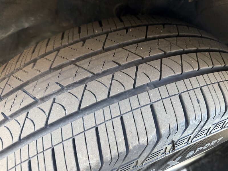 Used 2021 Honda CR-V Touring image 11