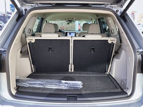 New 2026 Volkswagen Atlas SE image 10