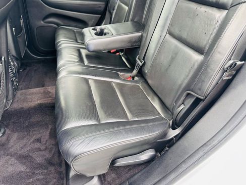 Used 2018 Jeep Grand Cherokee Overland AWD/4WD image 31
