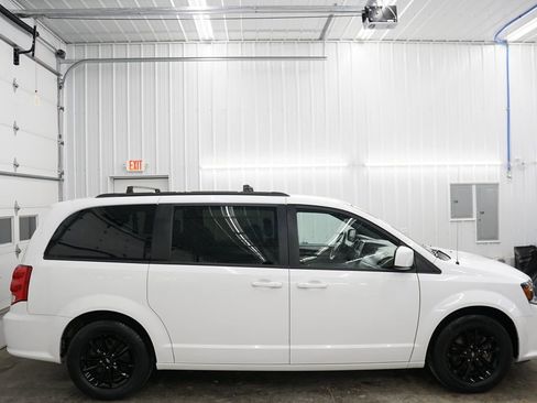 Used 2019 Dodge Grand Caravan GT image 17