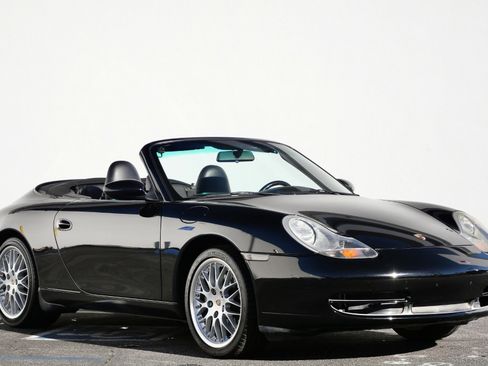 Used 2000 Porsche 911 Cabriolet image 3