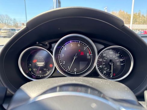 New 2026 MAZDA MX-5 Miata Grand Touring RWD image 9