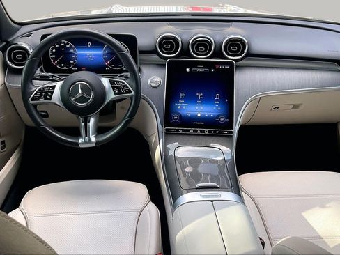 Used 2024 Mercedes-Benz C 300 Sedan image 16