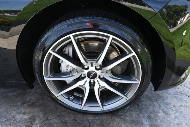 Used 2024 Genesis G70 2.5T AWD/4WD image 11