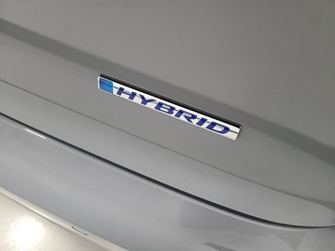Used 2024 Honda Accord EX-L image 8