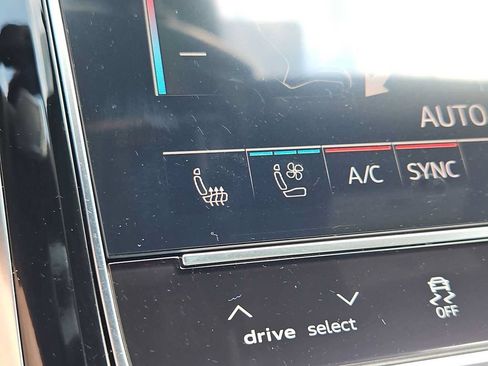 New 2026 Audi A8 L 3.0T AWD/4WD image 17