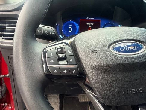 Used 2022 Ford Escape SEL w/ Technology Package AWD/4WD image 26