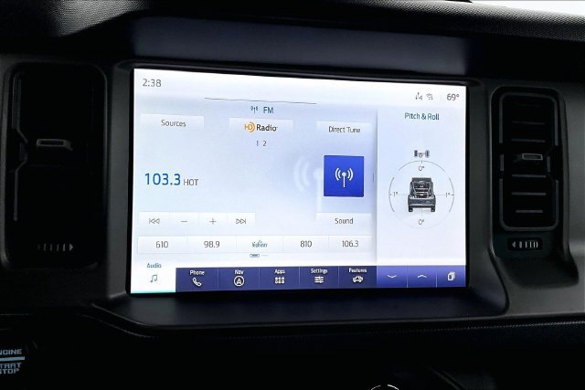 Used 2023 Ford Bronco Outer Banks AWD/4WD image 14
