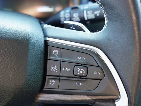 Certified 2022 Jeep Grand Cherokee Limited 4xe image 35