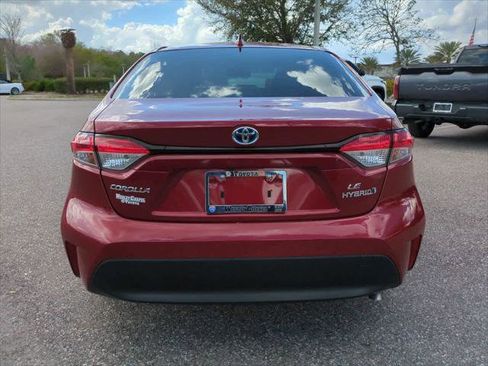 Certified 2024 Toyota Corolla LE image 5